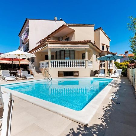 Villa Allegria Ровінь Екстер'єр фото